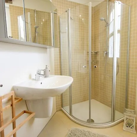 Holiday home Dwarsloeper Mit Sauna Und Garten In